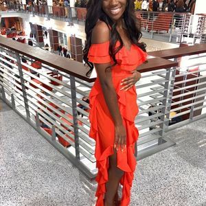 Meet your Posher, Sidney